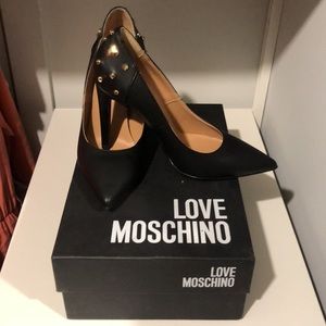 BNITB Love moschino pointed studded heels